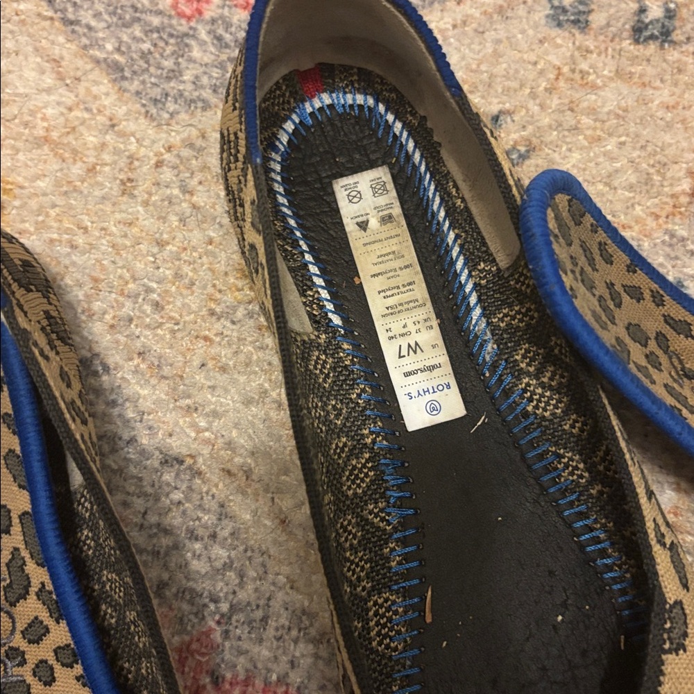 Rothy’s - Picture 4 of 6